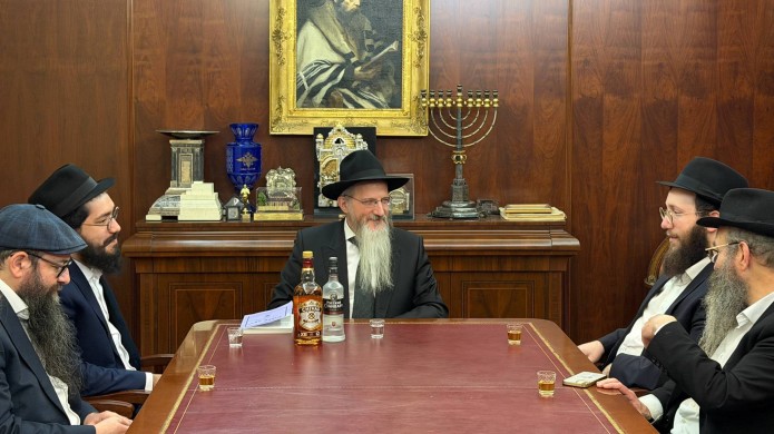 שני אחים מונו במקביל כרבנים חדשים בשתי ערים ברוסיה