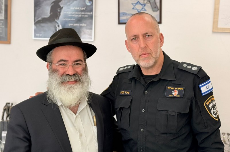 לביטחון, שמירה והגנה: בעיצומה של מלחמת 