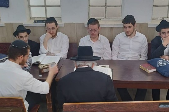 הרב אליהו לנדא, ראש ישיבת תומכי תמימים המרכזית בכפר חב