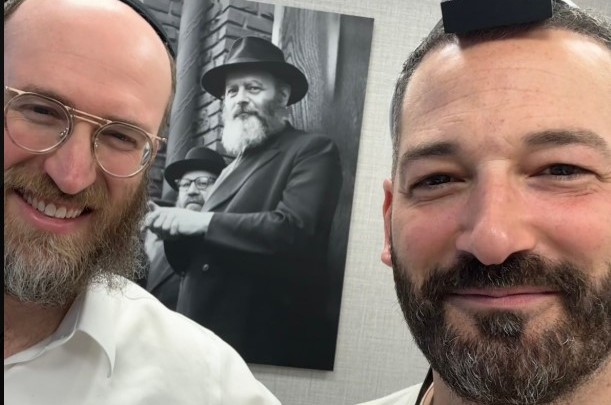 31 שנה לאחר שלא הניח תפילין: מחירי הנפט במדינות המפרץ, הביאו את ערן אפרת המתגורר באמסטרדם - איש עסקים ויזם בתחום האנרגיה הירוקה, לגשת לבית חב