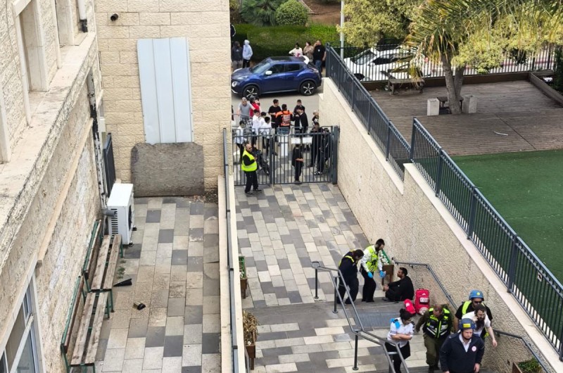 במטח האחרון לדרום: שברי יירוט נפלו באחד ממוסדות חב