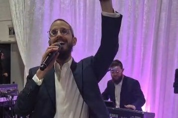 צפו: שמחה פרידמן ולייבלה מבצעים לחן חדש לפרק קכ