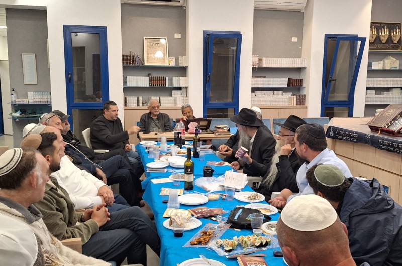 הרב יוסף פרידמן, בנו התמים מוטי והרב יוסף הרטמן מנחלת הר חב