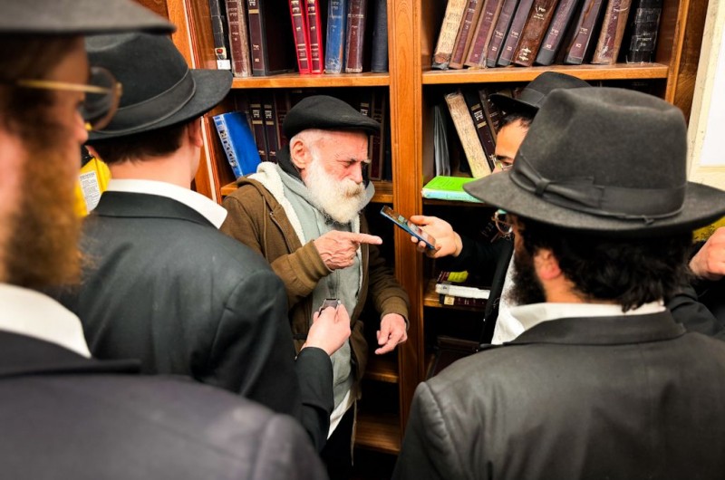 פס הקול של י