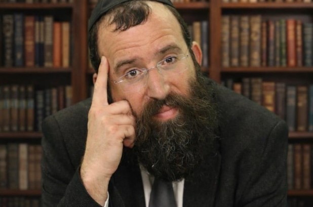 עם ישראל נולד ביציאת מצרים, אז למה ה׳ לא אמא שלנו?