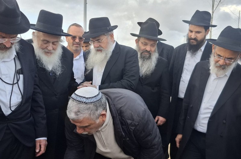 הונחה אבן פינה למבנה חדש ומפואר לת