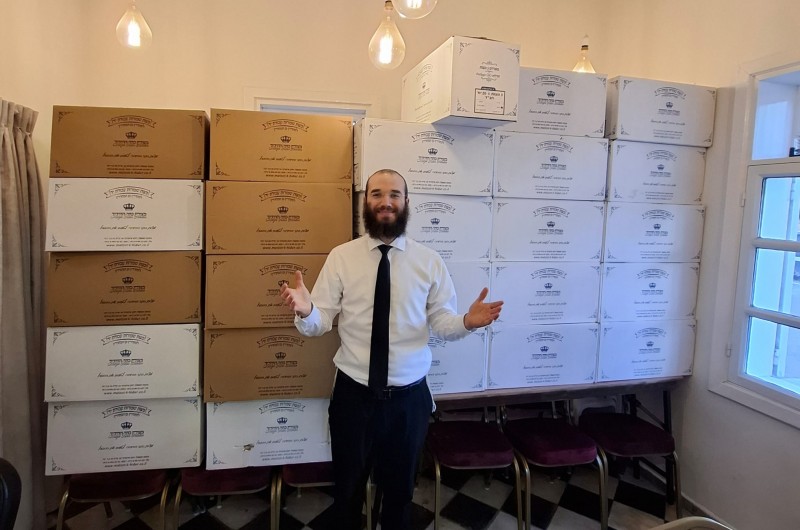 עין גנים פתח תקווה: פעילות ענק בגל האזור כהכנה לחג הפסח