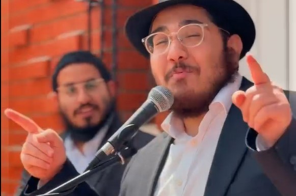 מענדי לוי ושמואל חיל בביצוע מיוחד ל'אני מאמין' | צפו