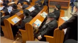 כינוס תורה נערך הערב בפאריז בבית חיה מושקא בהנהלת בית ליובאוויטש בראשות השליח הראשי הרב מ״מ אזימאוו. נמסרו פילפולים מפי תלמידי הישיבות וכן שיעור על קידוש החודש מר׳ בנימין אפלבוים. צפו