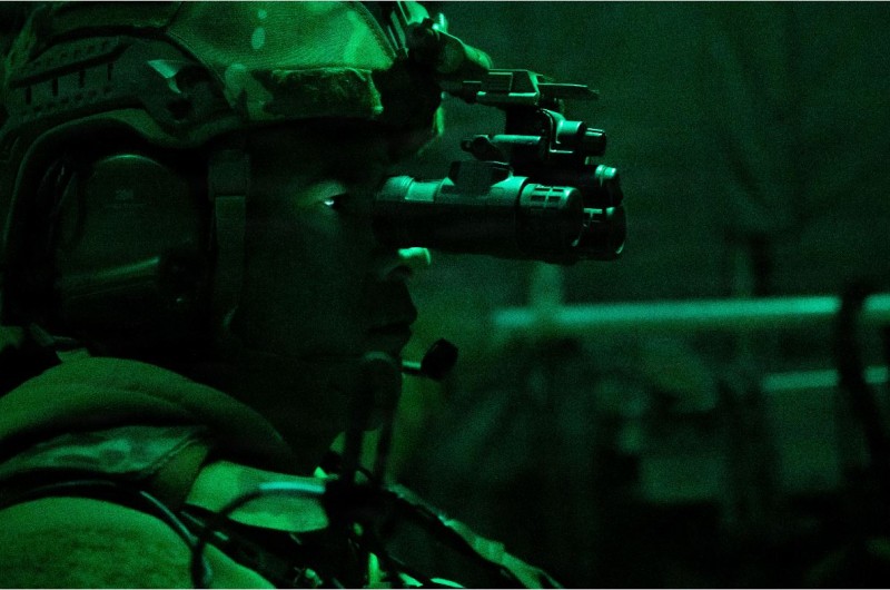 חולץ בשלום: המבצע המורכב לחילוץ הנווט האמריקני באיראן