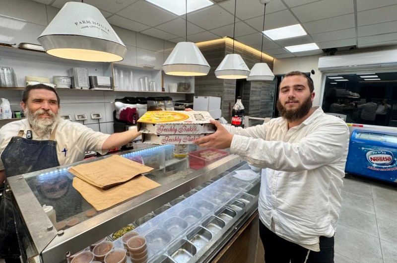 בקיוסק גיטל'ה: הפיצות החמימות נמכרות בכפר חב