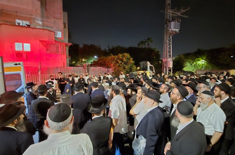 הלוויית איש החינוך הרב מנחם בלוי ע