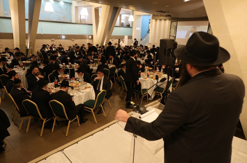 בעיר הבירה הצרפתית: הכינוס ה-27 של שלוחי הרבי בפריז
