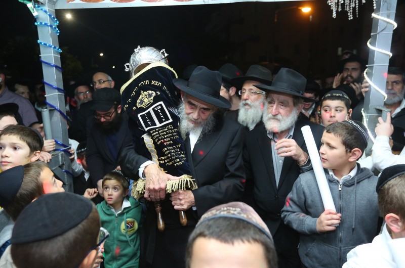 'יד לאחים' מזמין את אנ