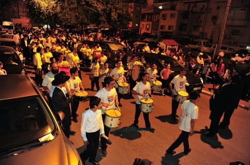 כך החלו ה'תהלוכות': דובר חב