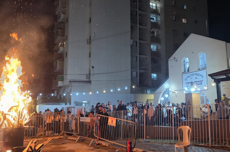 תיעוד: מעמד ההדלקה המרכזית של קהילת חב