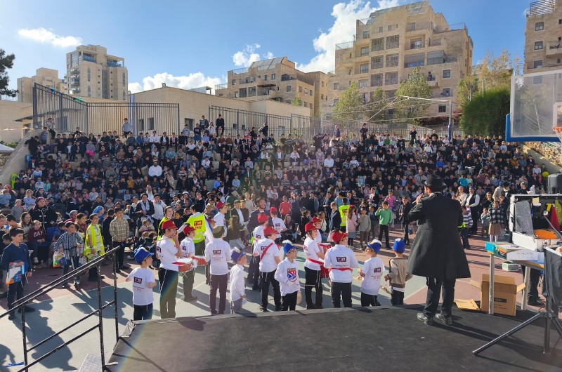 בנו של הרוג מירון קרא התהלים בתהלוכה הגדולה בבית וגן 