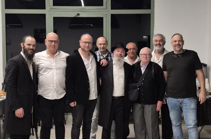 מאות ב'סעודת הודיה' לרב שלמה חיים ליסון מחיפה | תיעוד