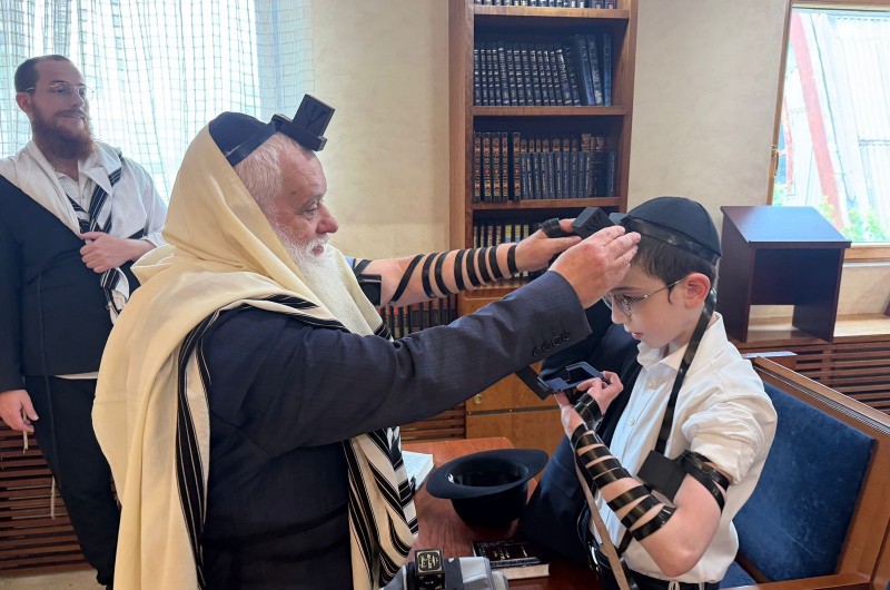 אורח במוסקבה: הרב צבי גרפונקל מכפר חב