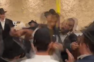 זעזוע בקרב חסידי חב