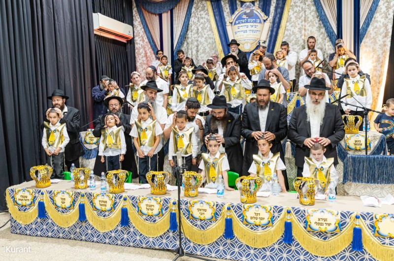 מסיבת חומש מפוארת בתלמוד תורה חב