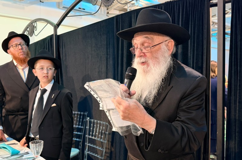 באולם הפנסאים בכפר חב