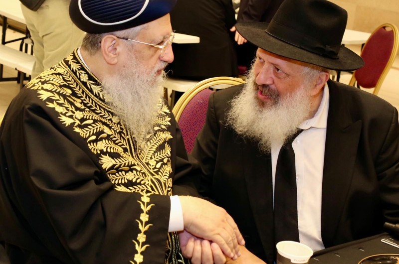 הראשון לציון ביקר במוסדות סיני בפריז