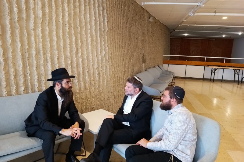רב עיר חדש לנוף הגליל: שר האוצר סמוטריץ׳ הגיע לברך