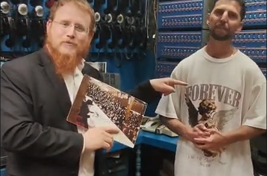 מהמנהרות החמאס ל-770: אלקנה בוחבוט סגר את המעגל שפתח בשבי