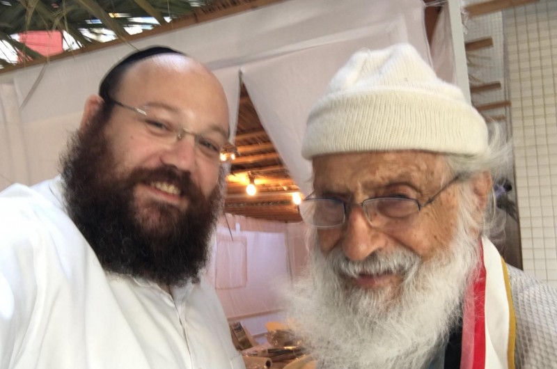 יעקב אגם הלך לעולמו: השכן, האמן, והחסיד שלא הכירו...