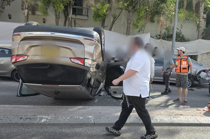 החובש החב