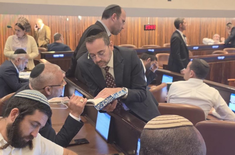 ח