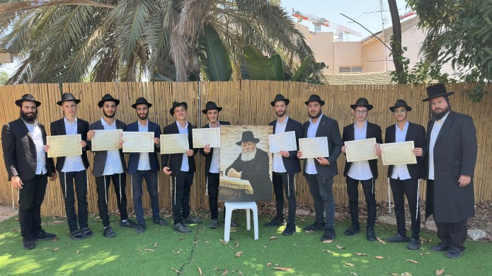 תלמידי הישיבה החדשה באור יהודה הוסמכו כמומחי כשרות
