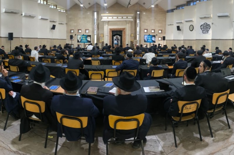 מעמד כביר של כבוד התורה והחסידות ב