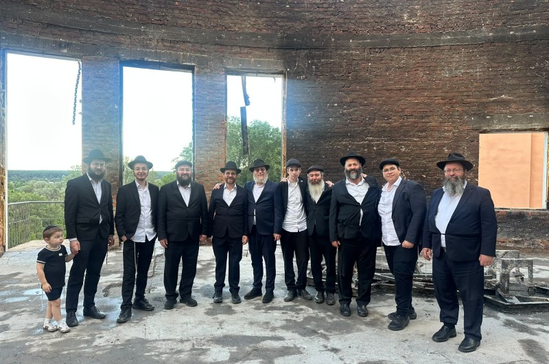 שלוחי הרבי מרחבי אוקראינה הגיעו לחזק את השליח בהאדיטש