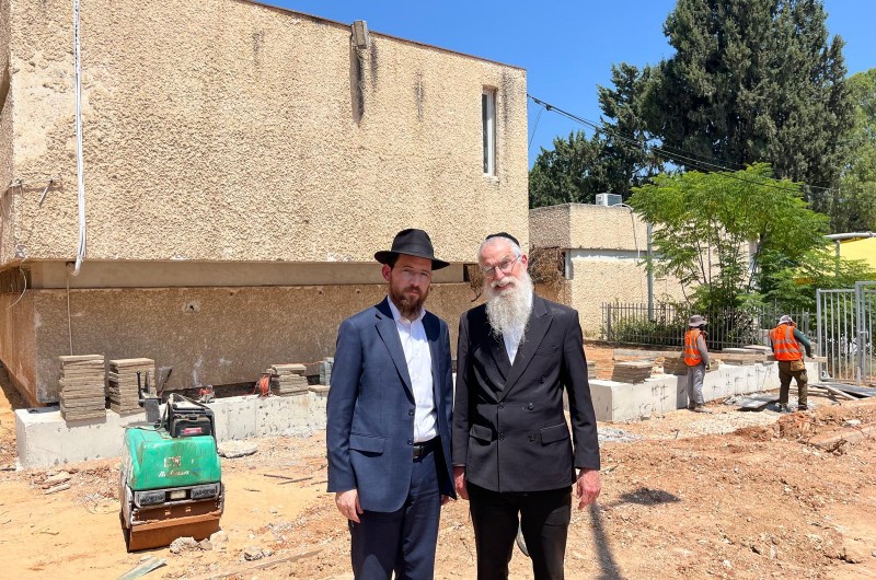 בכירי רשת חינוך חב