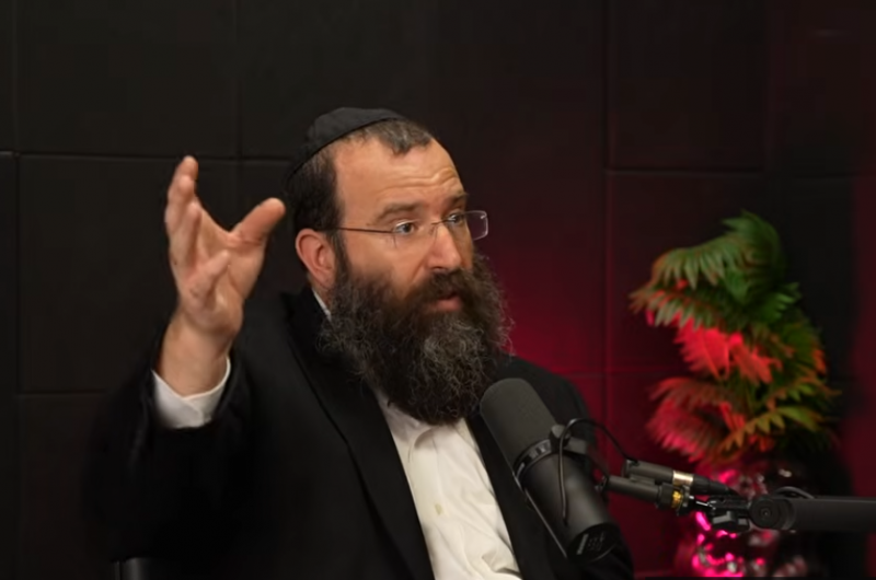 האתגרים וההקרבה של חיי השליח ומשפחתו • הרב יואל בייטש