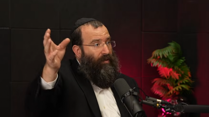 האתגרים וההקרבה של חיי השליח ומשפחתו • הרב יואל בייטש