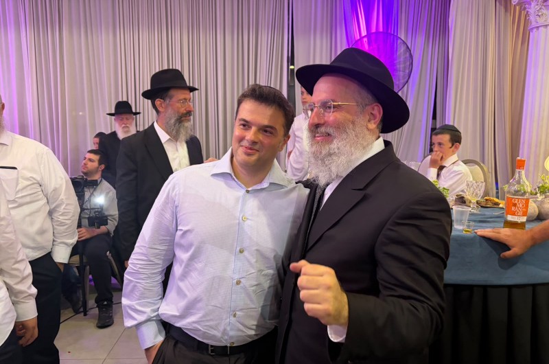 הנגיד יצחק מירלשוילי פיזז בחתונת גורארי'-רודרמן | צפו
