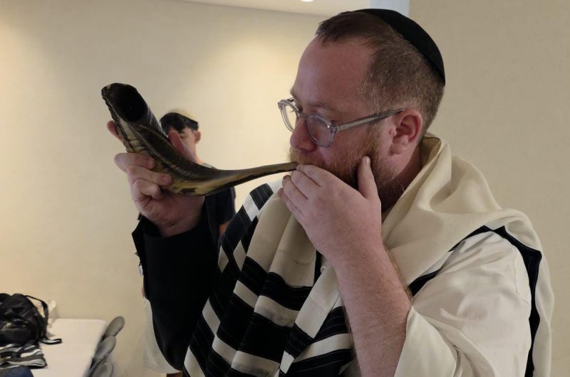 150 איש ב-37 מעלות חום ואין חשמל בבית חב