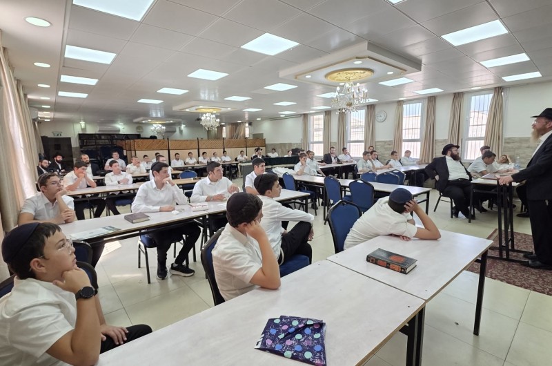 'בדרך תמים': הישיבה בקרית גת פתחה את שנת הלימודים 