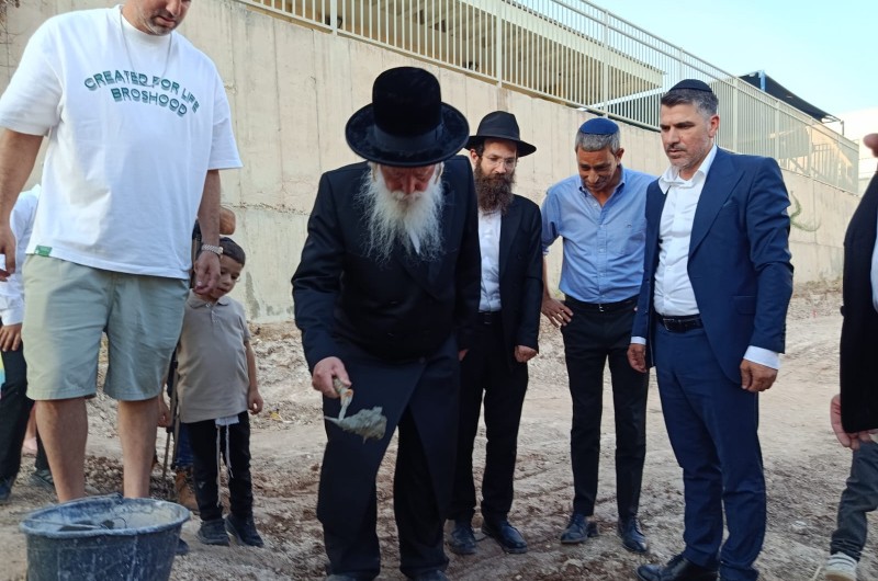 מגדל העמק: אבן הפינה למקווה טהרה חדש בסמוך לבית חב