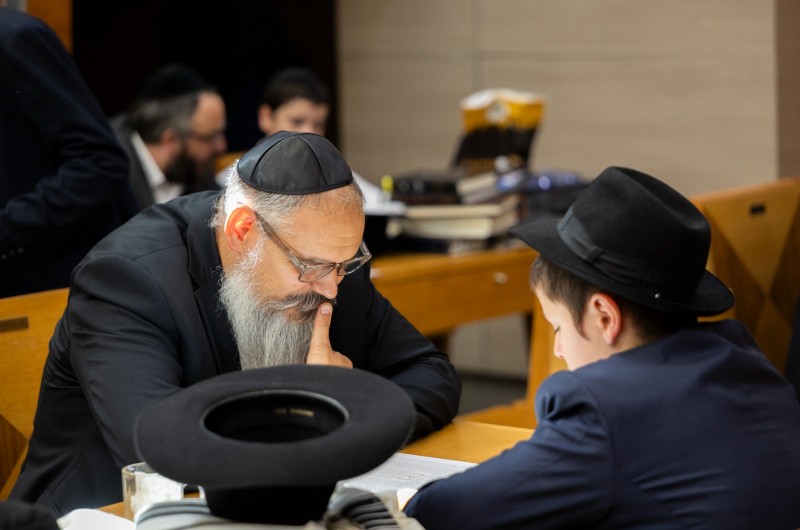 בלגיה: 'זמן אלול' בישיבת תומכי תמימים אנטוורפן | צפו