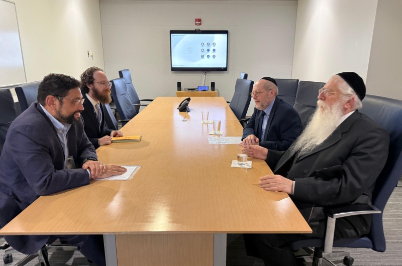 ח