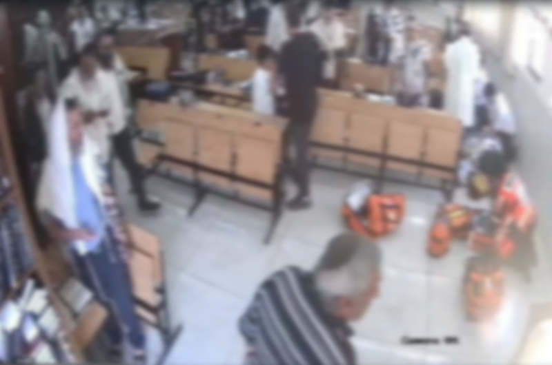 הדרמה בבית הכנסת בנחל'ה: המתפלל שהתמוטט סגר מעגל