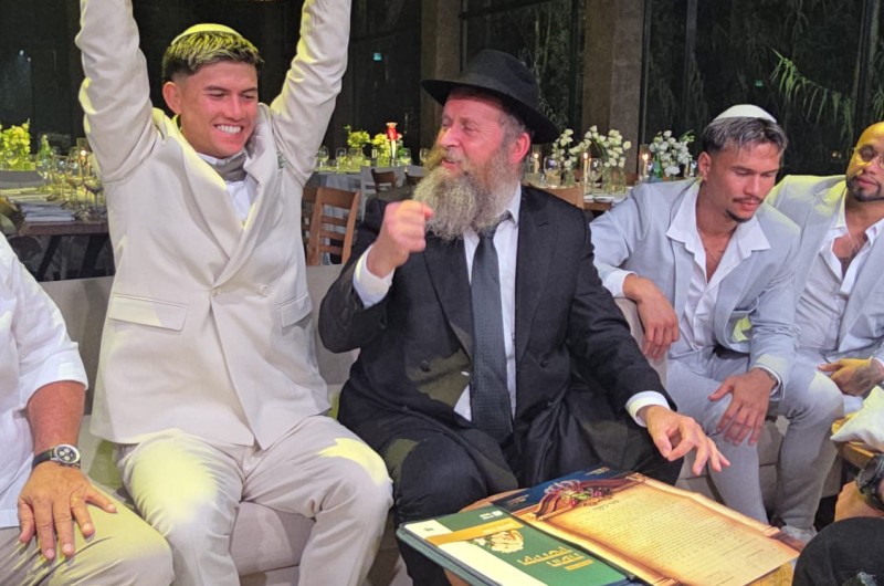 שליח הרבי הופתע: בכמה התחייב אהבת השם גורדון בכתובה?