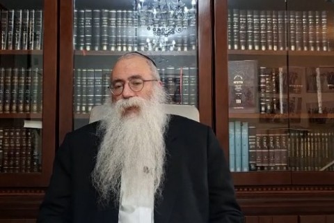 תפילה בציבור: מהי מעלתה על תפילה ביחיד? ו-6 נחשב ציבור?