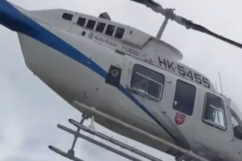 שלוחים סטורי: דודי קפלר עולה על הליקופטר מיוחד, וזוכה לחשוף לנו יצירה מלאת צבע מעוררת השתאות. מה רבו מעשיך ה'